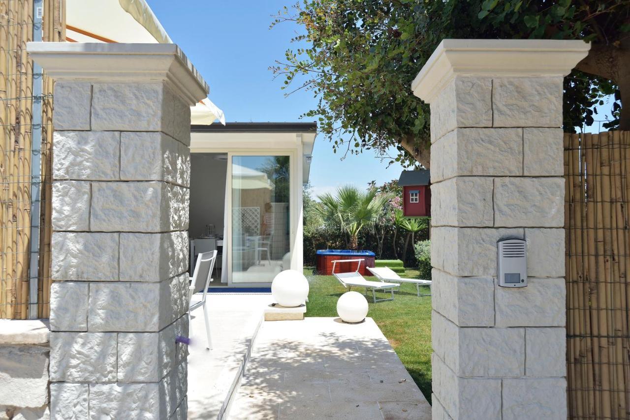 Casa Con Accesso Al Mare Apartment Santa Maria Del Focallo Bagian luar foto
