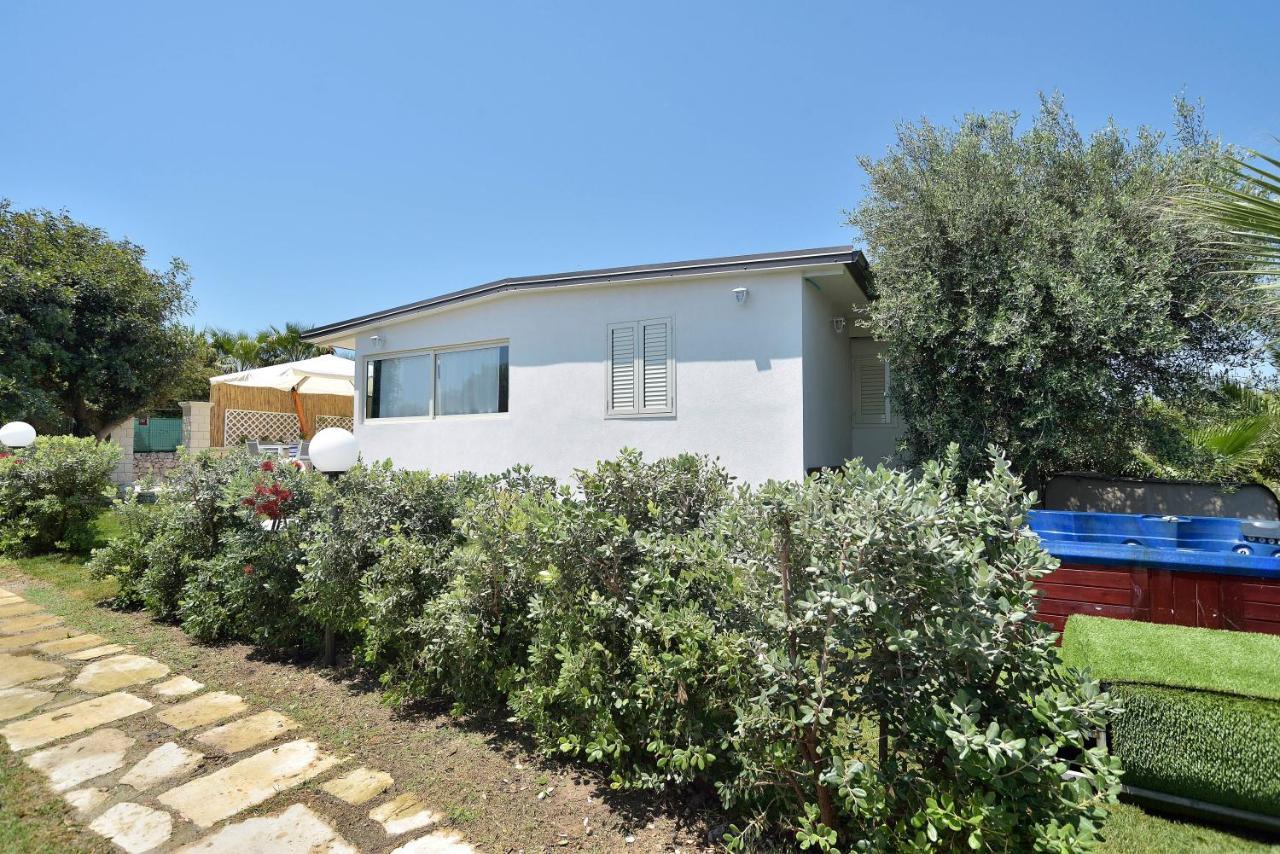 Casa Con Accesso Al Mare Apartment Santa Maria Del Focallo Bagian luar foto